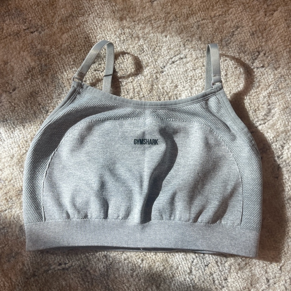 Gymshark Sports Bra in Gray - Small